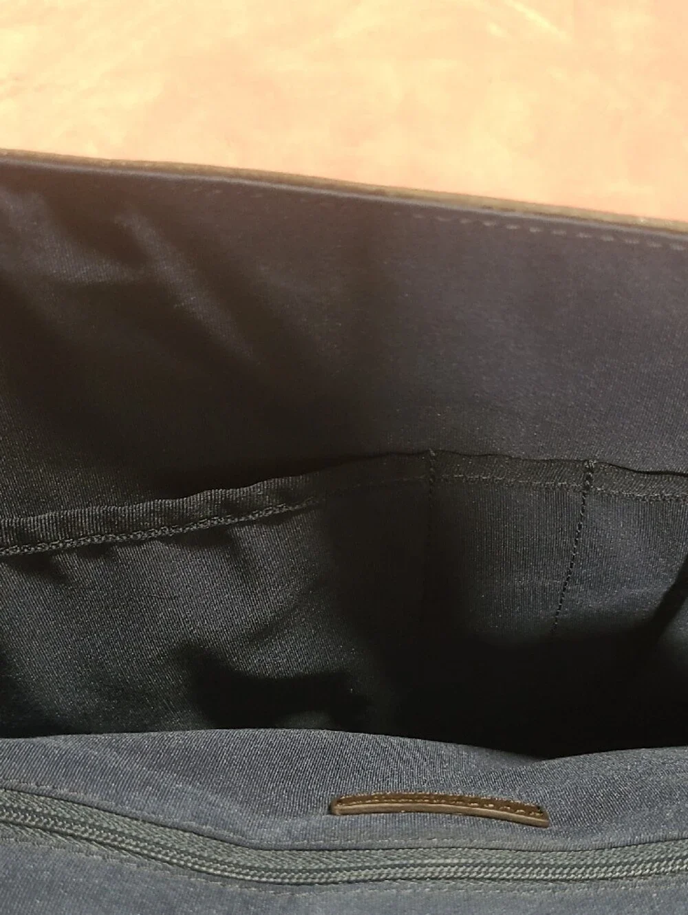 Cole Haan Wayland Classic Leather Messenger Bag - Brown